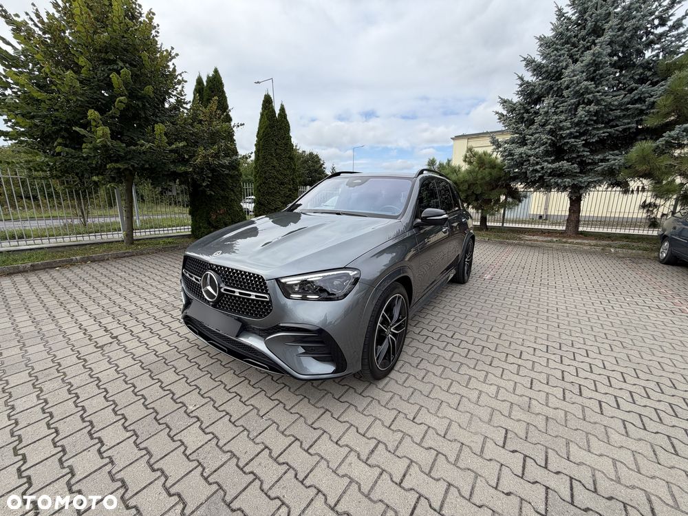 Mercedes-Benz GLE - 1