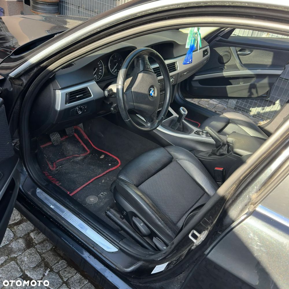 BMW Seria 3 320d Efficient Dynamics EU6 - 8