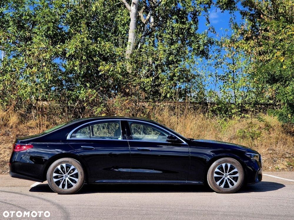Mercedes-Benz Klasa E 220 d 9G-TRONIC Edition AVANTGARDE - 8