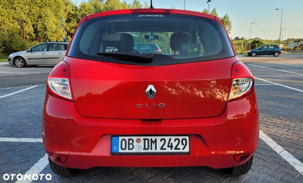 Renault Clio 1.2 16V 75 Expression - 5