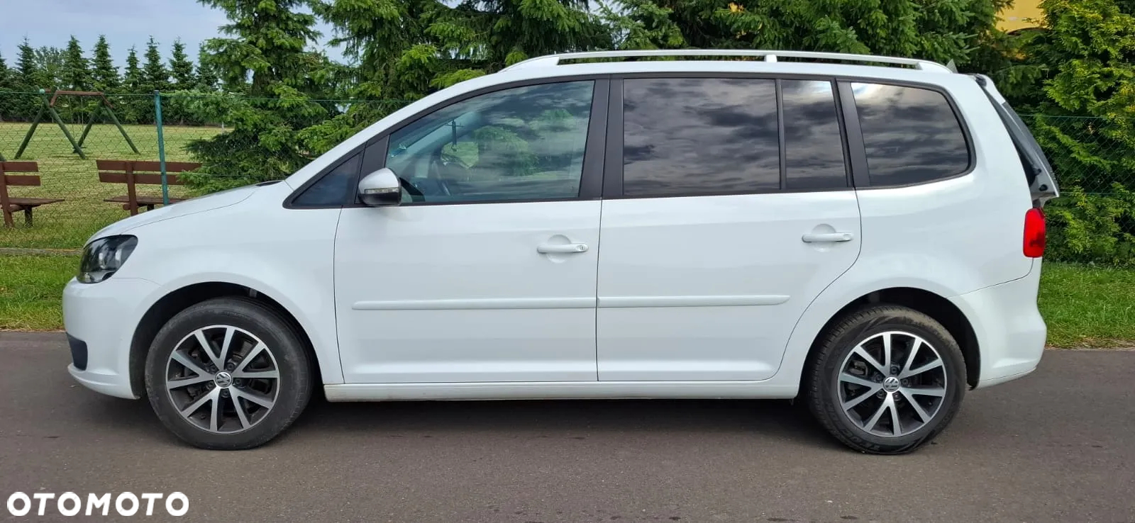 Volkswagen Touran 2.0 TDI DPF Comfortline DSG - 5