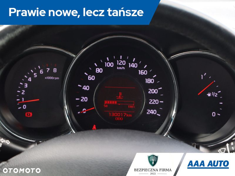 Kia Ceed - 12