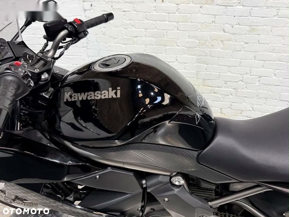 Kawasaki ER - 4
