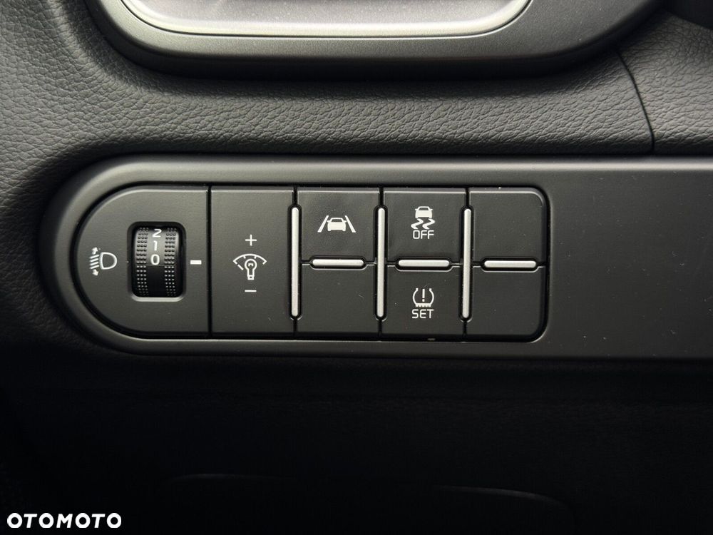 Kia Ceed 1.5 T-GDI M DCT - 36