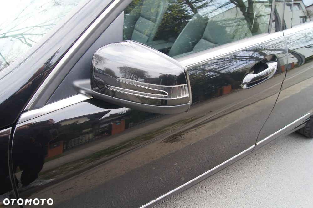 Mercedes-Benz Klasa C 180 Kompressor BlueEFFICIENCY Avantgarde - 27