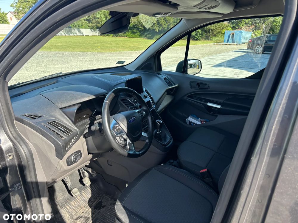 Ford Transit Connect - 16