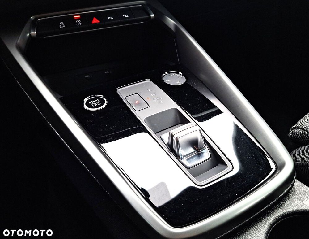 Audi A3 Sportback - 16