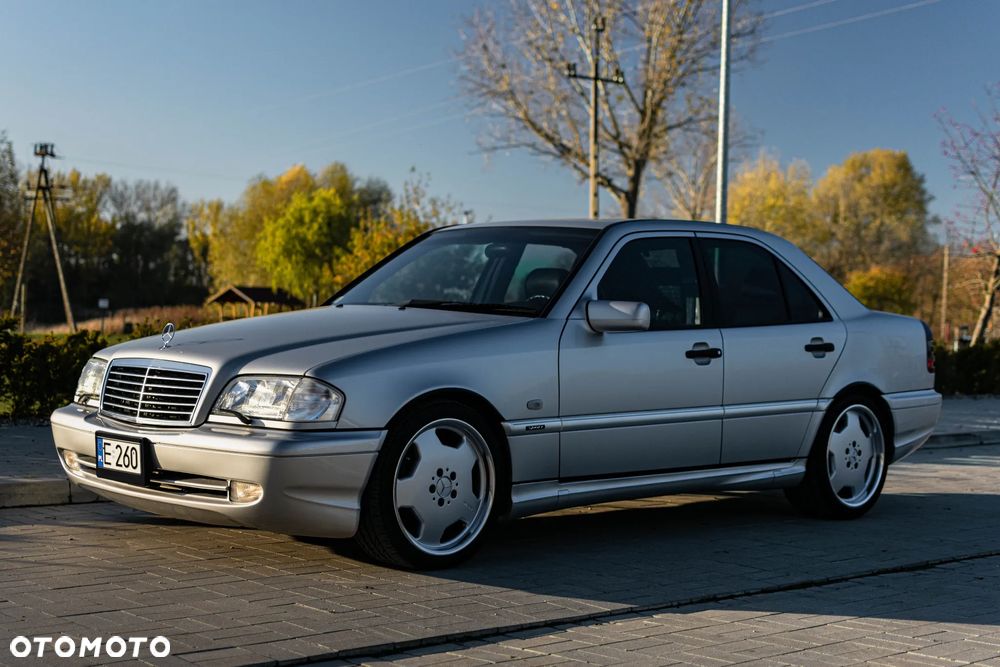 Mercedes-Benz Klasa C 43 AMG - 13
