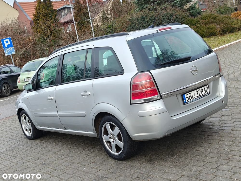 Opel Zafira 1.9 CDTI - 34