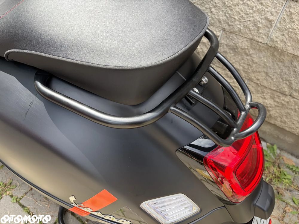 Vespa GTS - 20