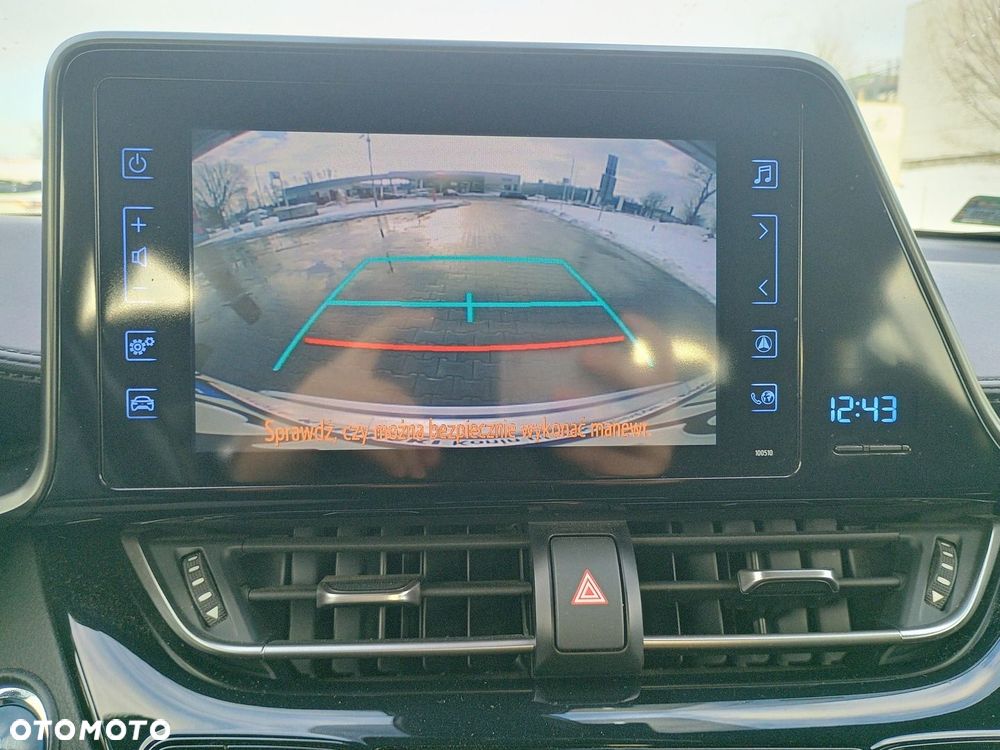 Toyota C-HR 1.8 Hybrid Dynamic - 18