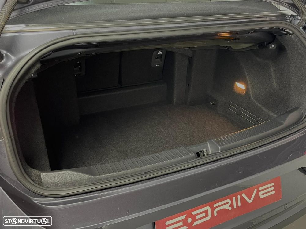 VW T-Roc Cabrio 1.5 TSI R-Line DSG - 26