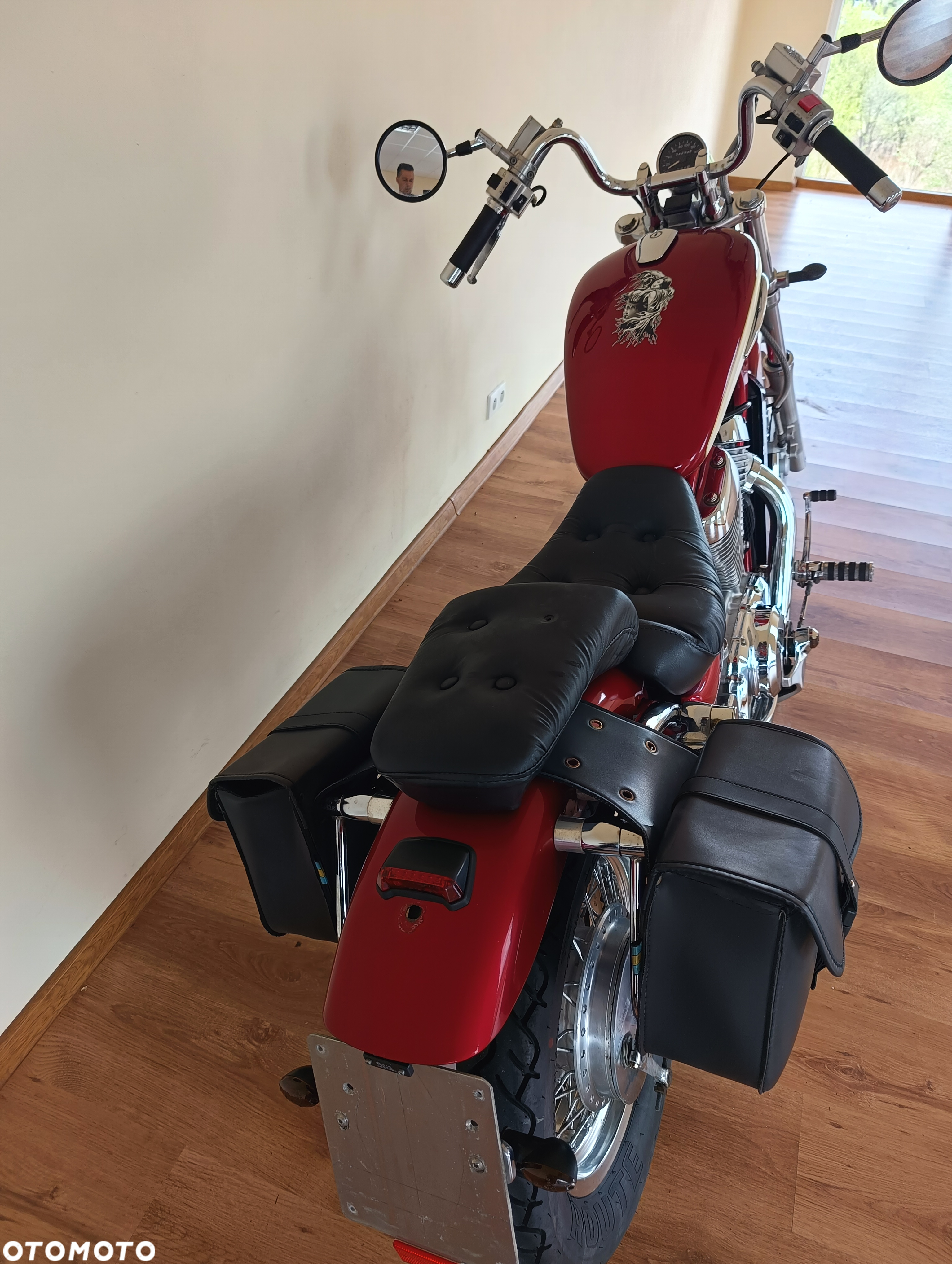 Suzuki Intruder - 7