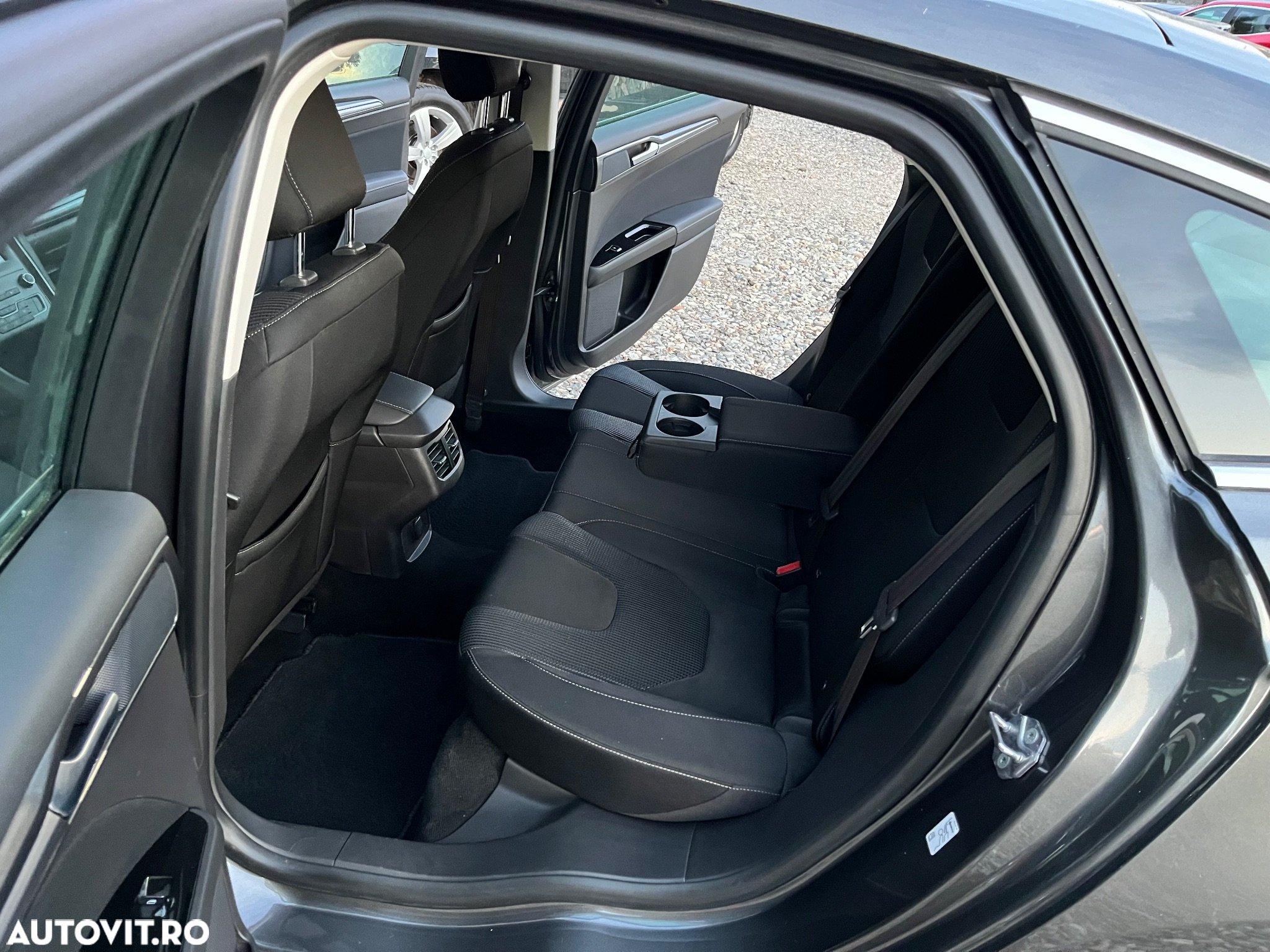 Ford Mondeo 1.5 EcoBoost Aut. Titanium - 38