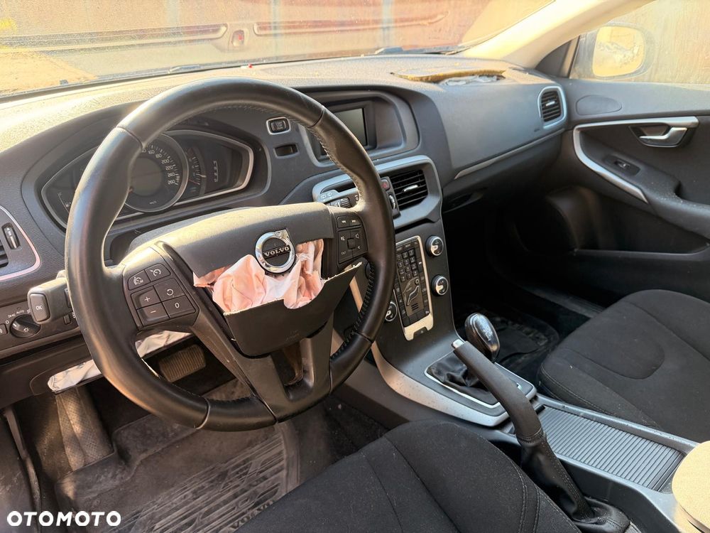 Volvo V40 T2 Geartronic - 18
