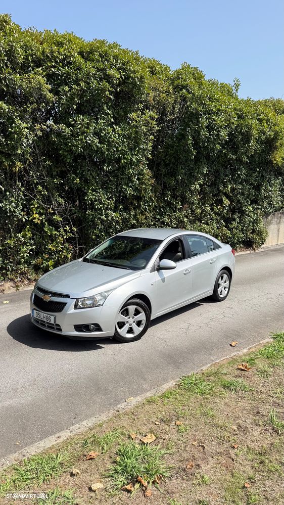 Chevrolet Cruze 2.0 VCDi LT - 32