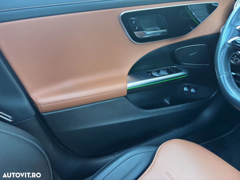 Mercedes-Benz C 300 e 9G-TRONIC AMG Line - 18