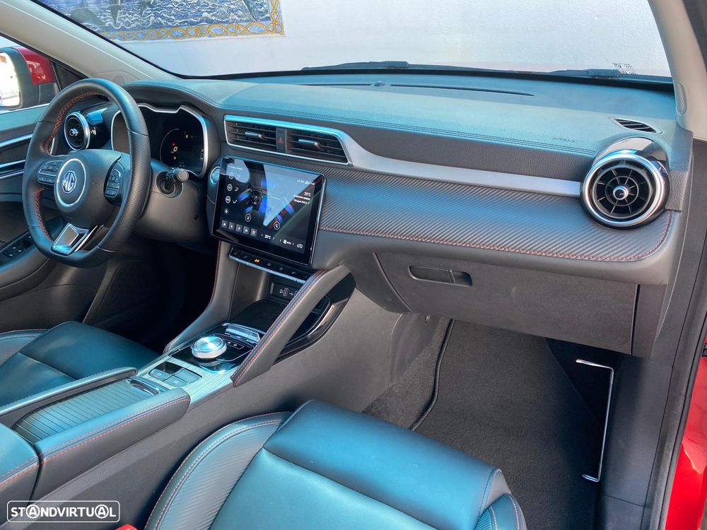 MG ZS Maximal Luxury - 16