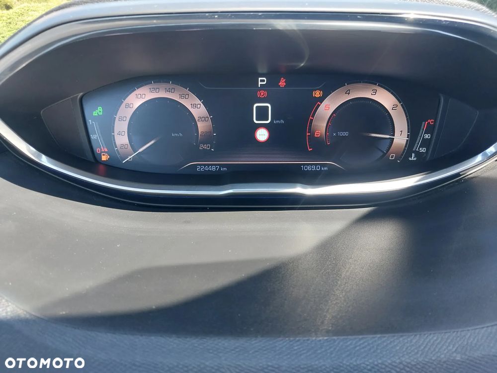Peugeot 3008 BlueHDi 180 Stop & Start EAT6 GT - 16