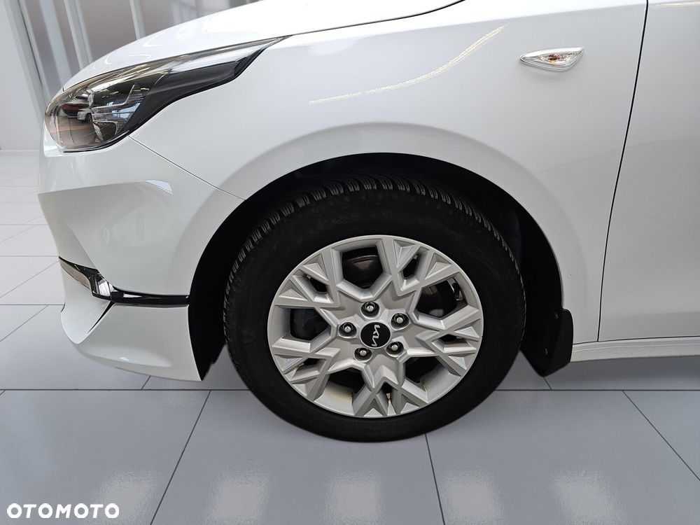 Kia Ceed 1.5 T-GDI M - 35