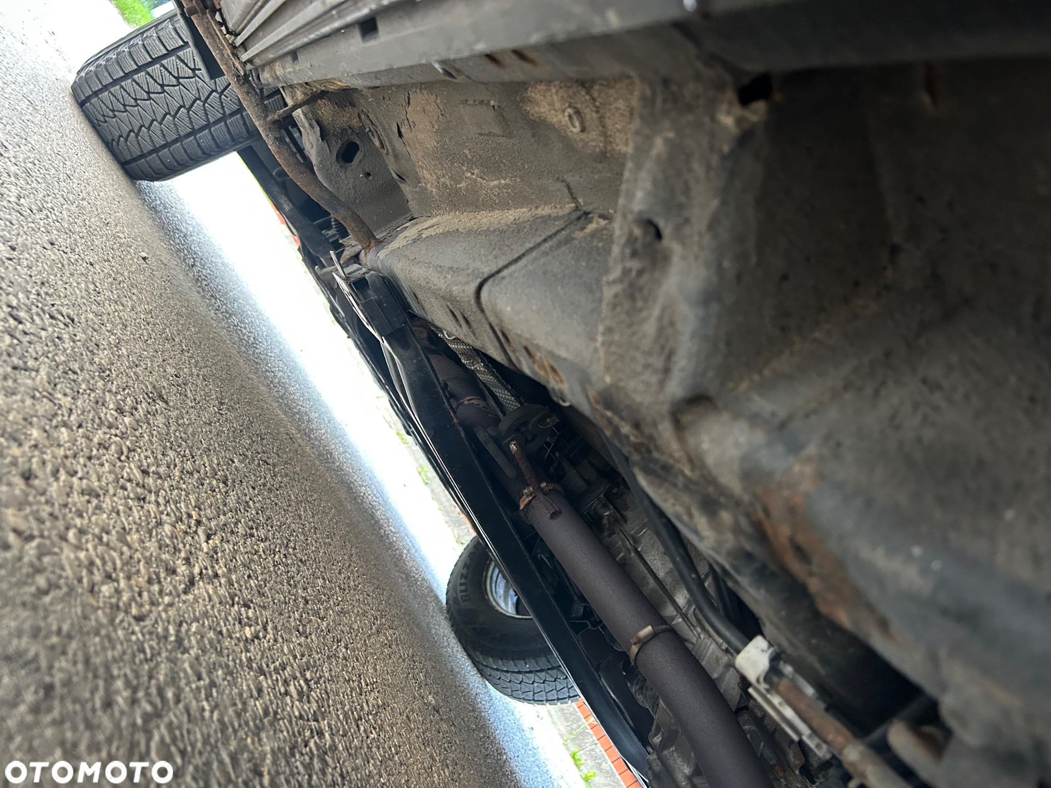 Suzuki Grand Vitara 2.0 - 16