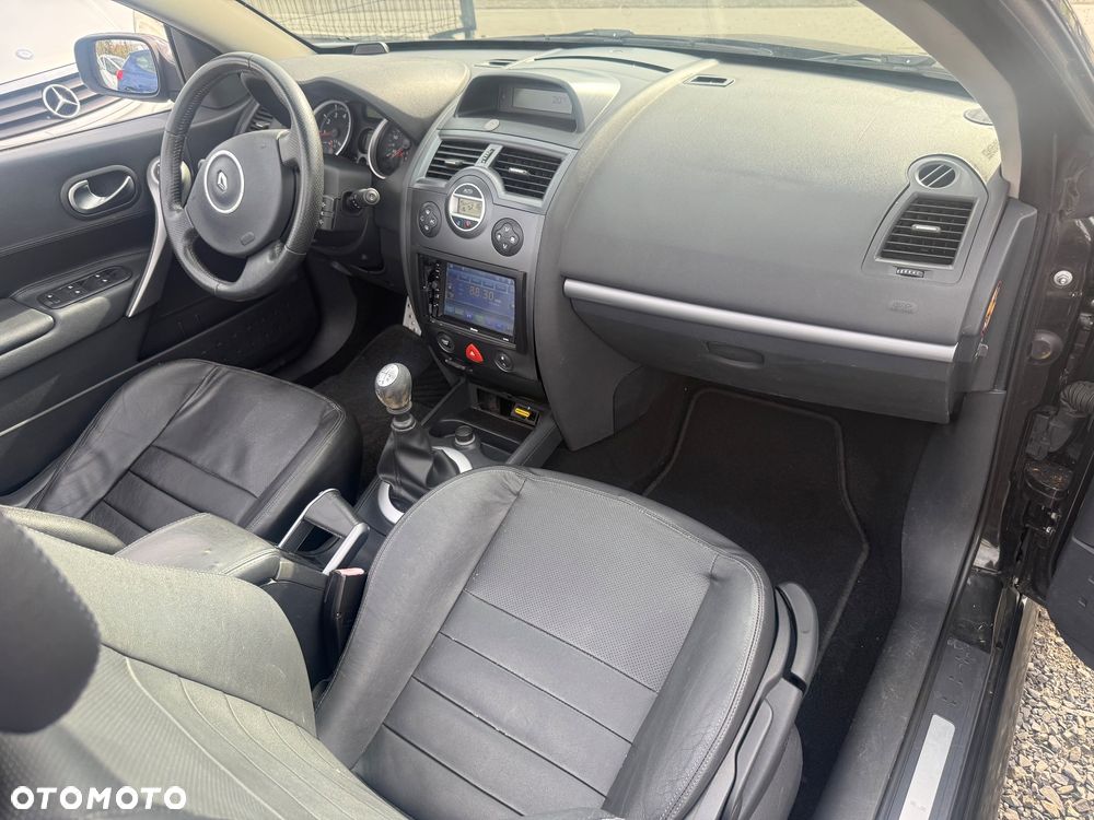 Renault Megane - 11