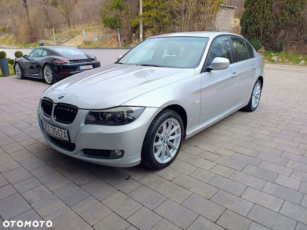 BMW Seria 3 320i - 7
