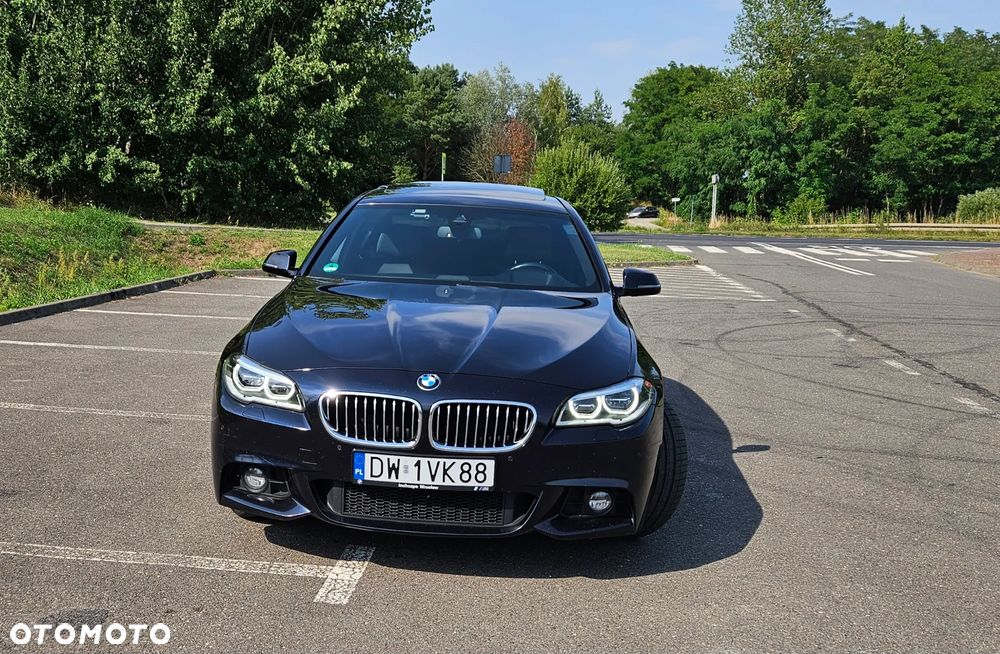 BMW Seria 5 530d xDrive - 10