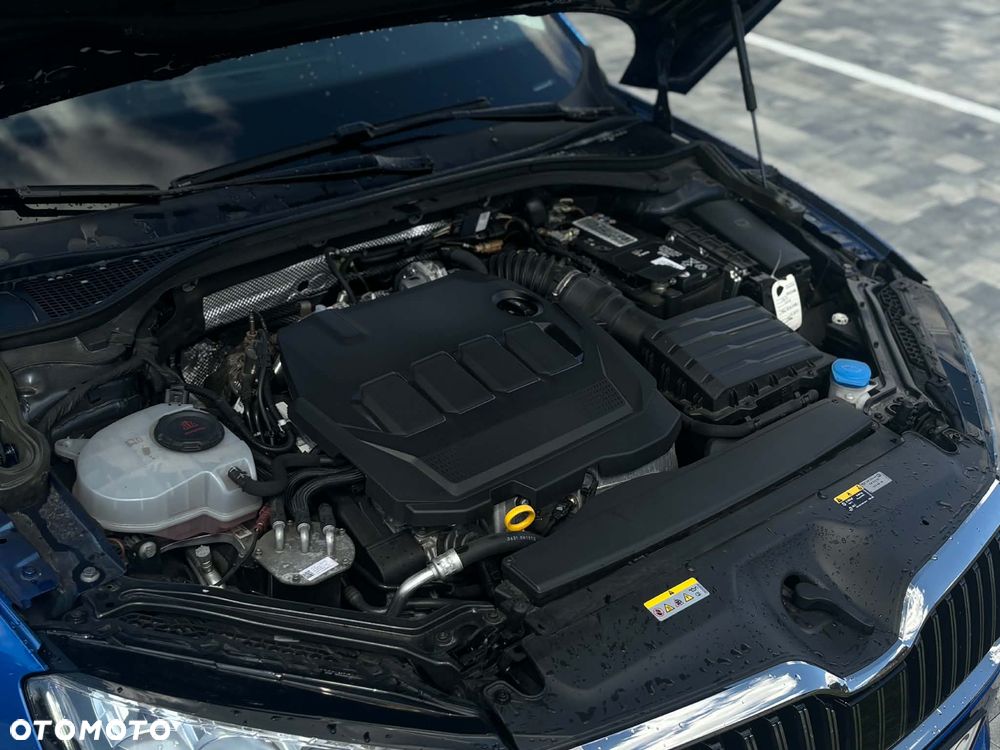 Skoda Superb 2022 photo 2