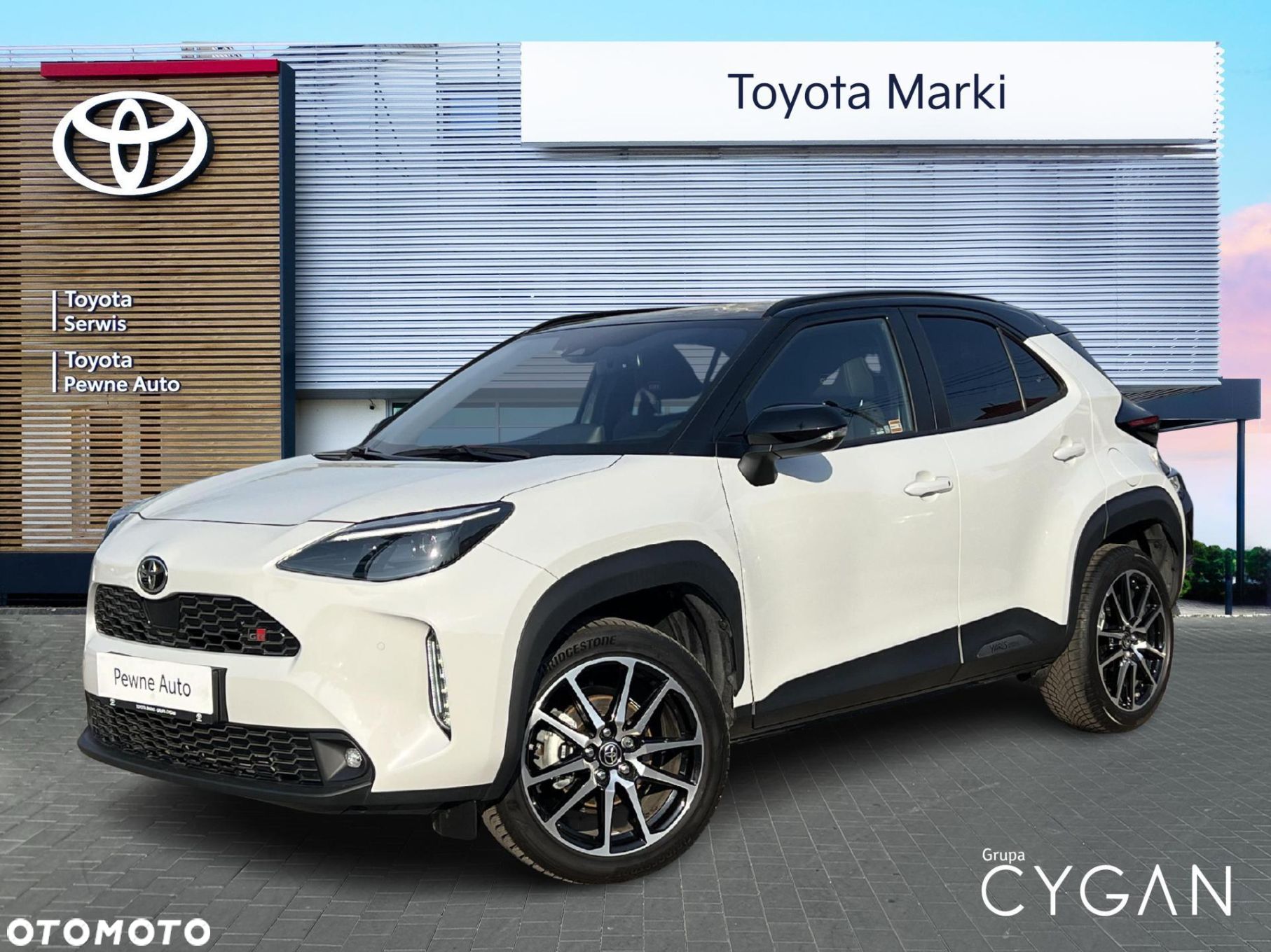 Toyota Yaris Cross Hybrid 1.5 GR Sport - 1