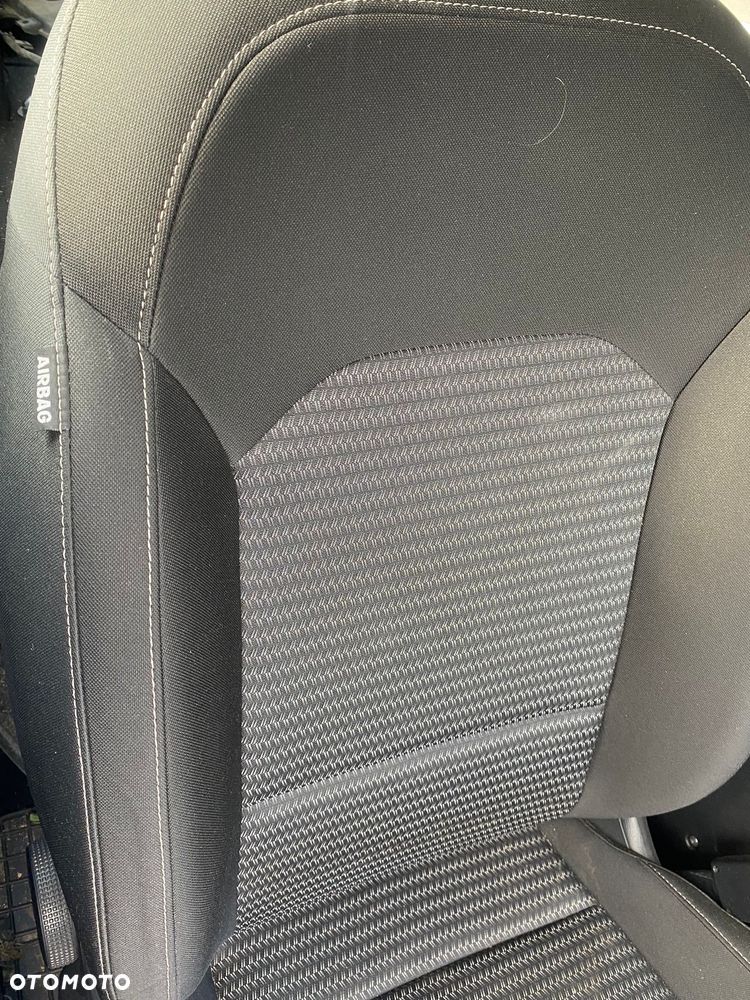 Kia Ceed 1.5 T-GDI M - 21