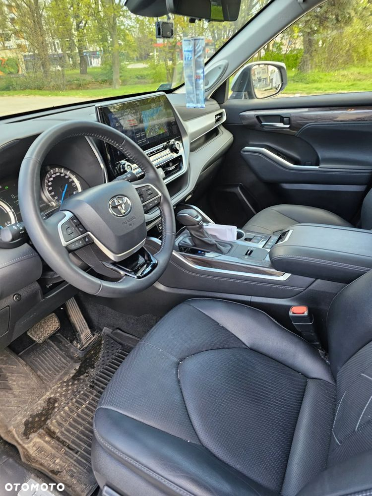 Toyota Highlander - 2