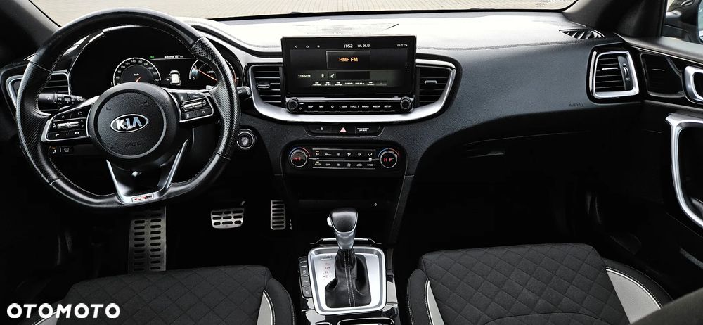 Kia Ceed 1.6 CRDi DCT GT Line - 11