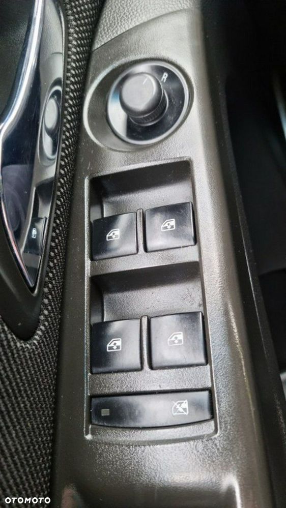 Chevrolet Cruze - 13