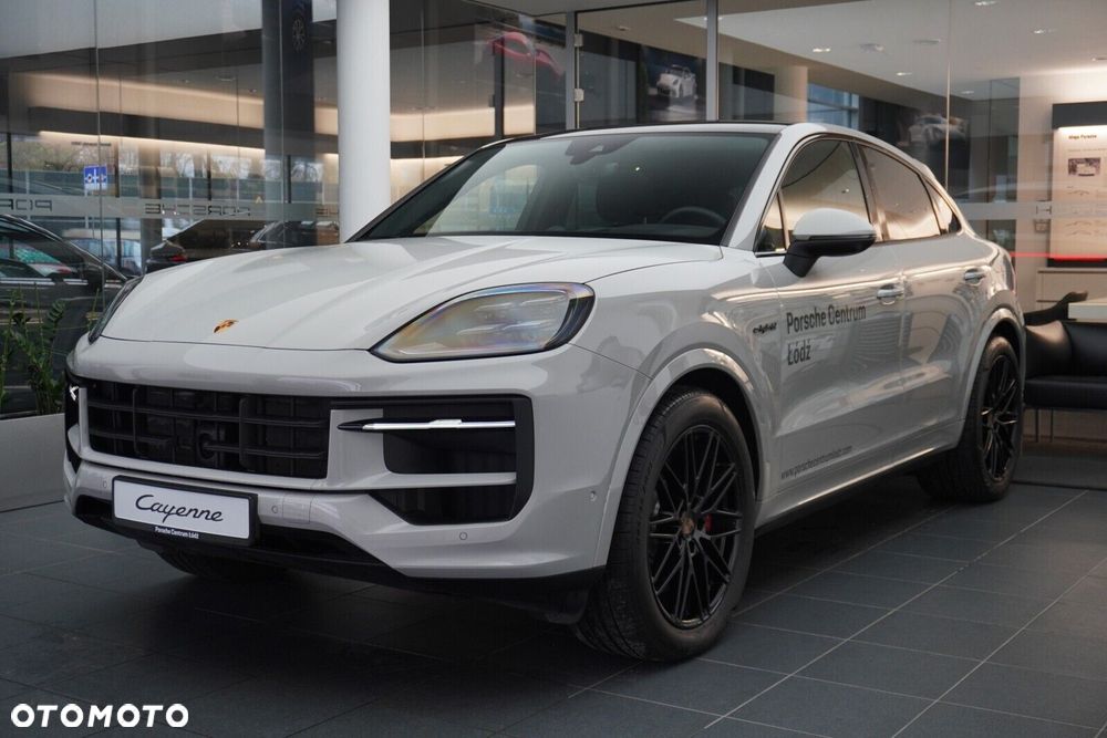 Porsche Cayenne S E-Hybrid PHEV - 2