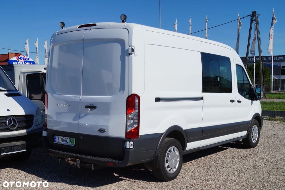 Ford Transit - 13