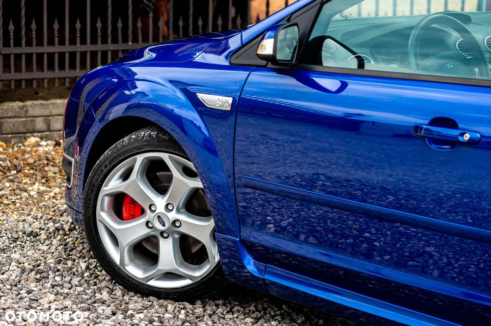 Ford Focus 2.5 ST - 8