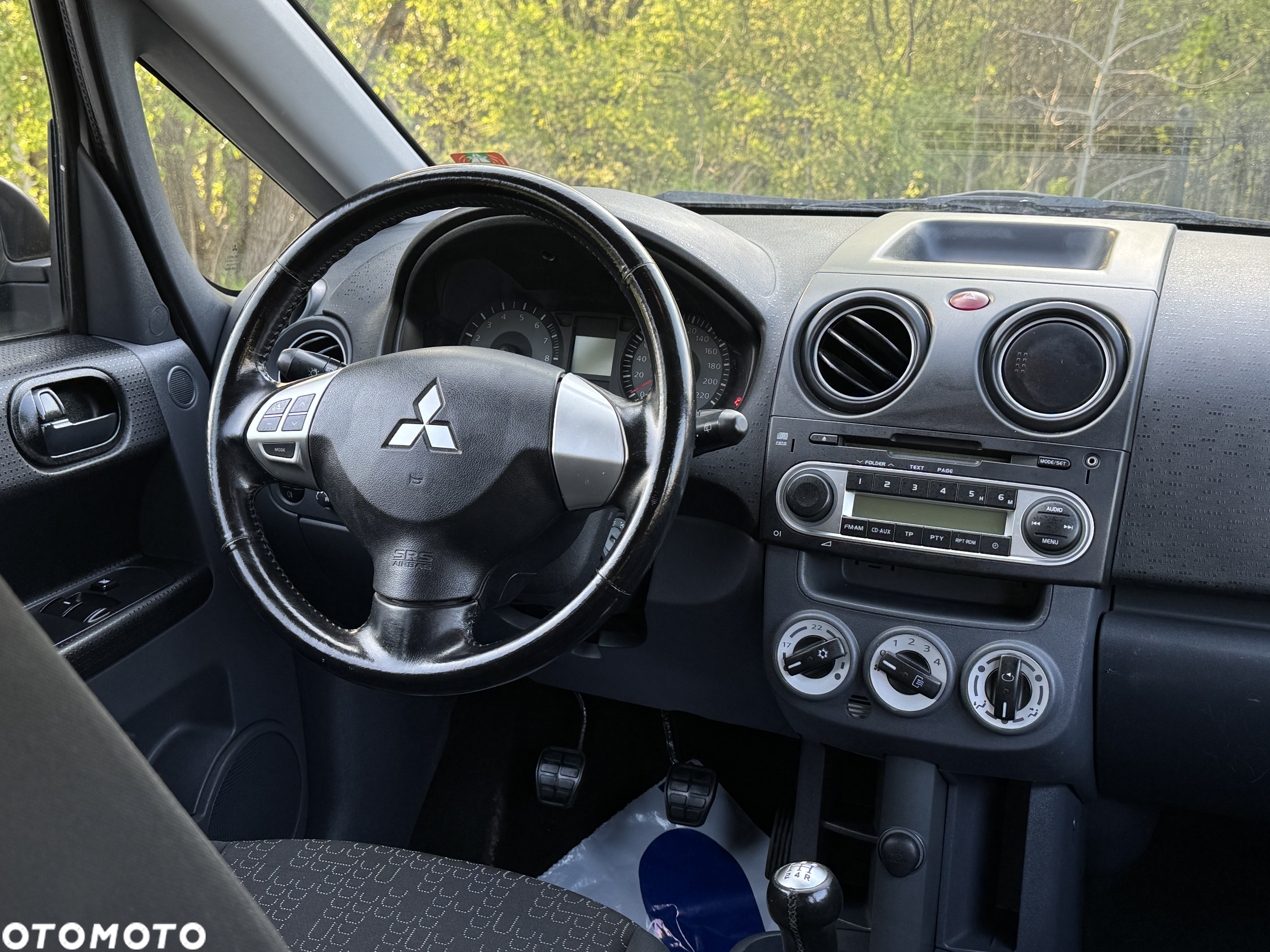 Mitsubishi Colt 1.3 Inform Cleartec - 4