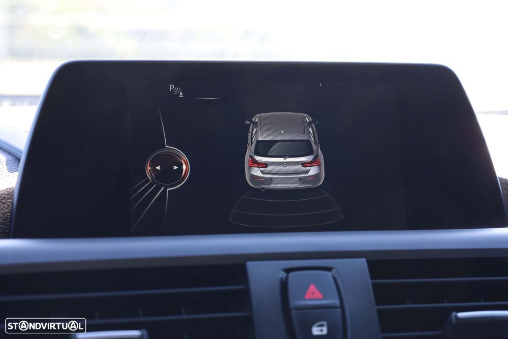 BMW 116 d Pack M - 31