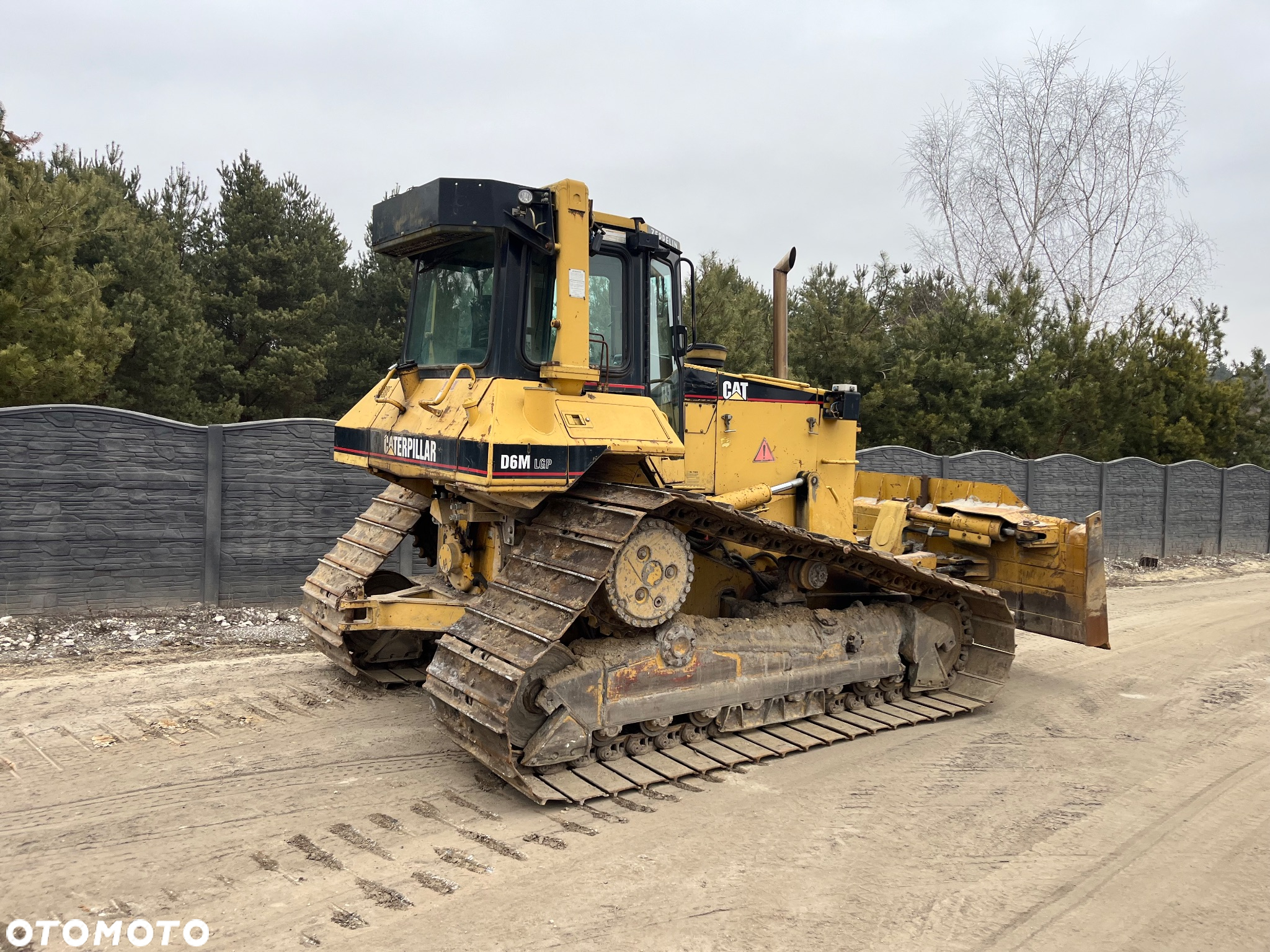 Caterpillar D6M LGP - 5