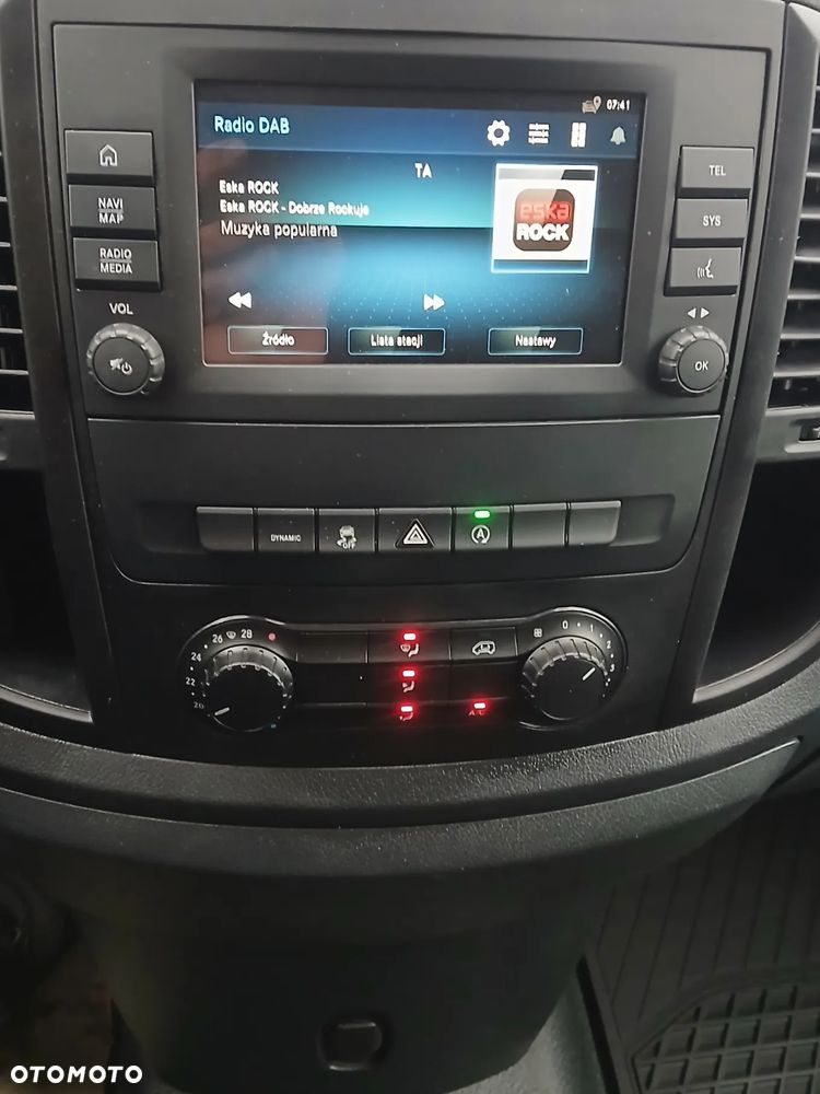 Mercedes-Benz Vito - 21