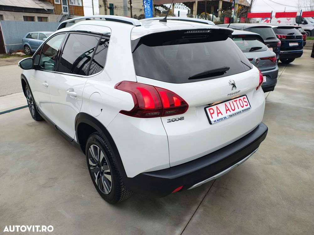 Peugeot 2008 PureTech 130 GPF Stop&Start Allure - 15