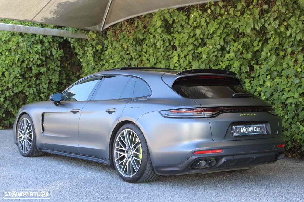 Porsche Panamera Sport Turismo 4 E-Hybrid - 11