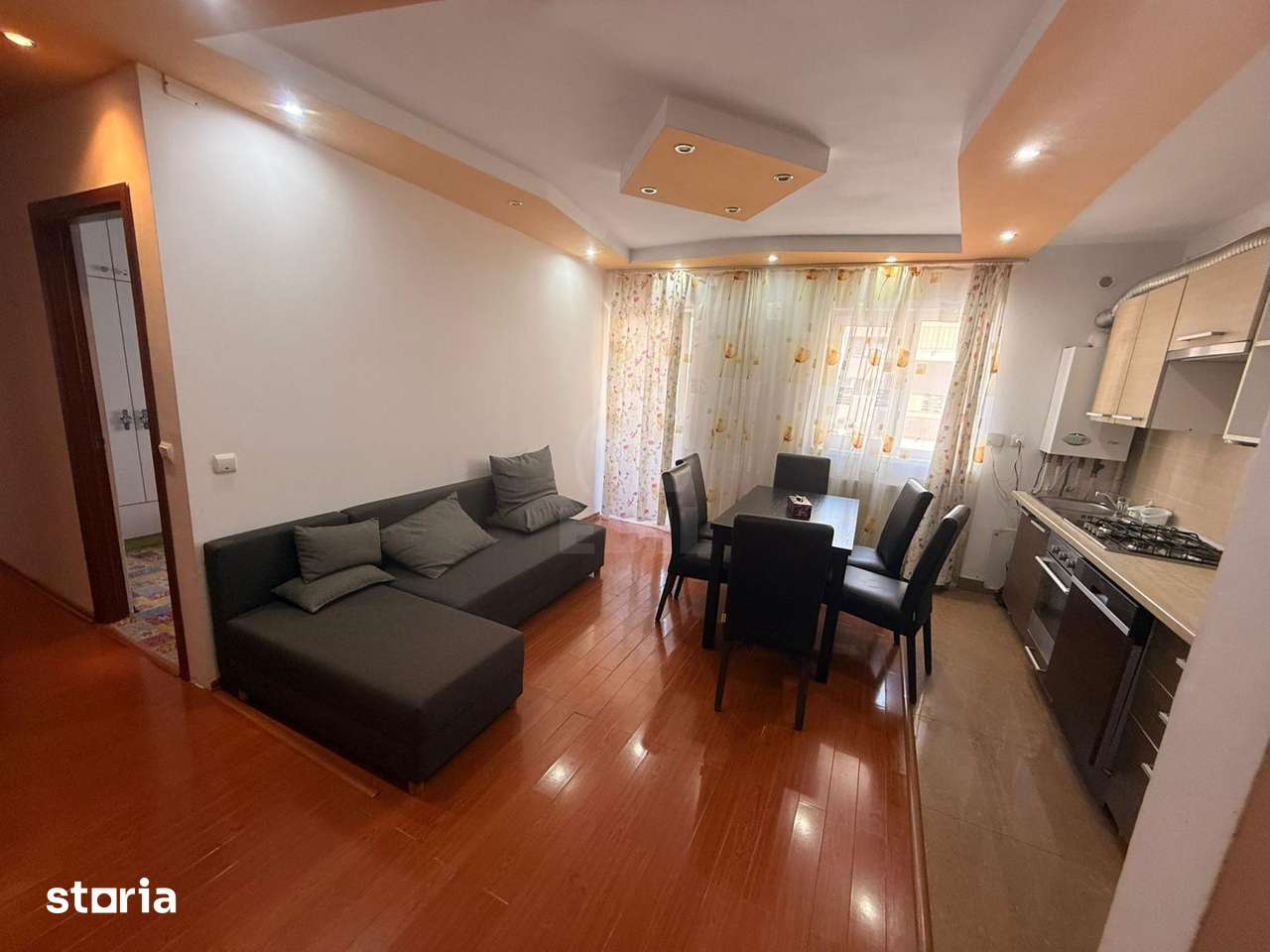 Apartament 3 camere semidecomandat zona Eroilor — fotografia 3