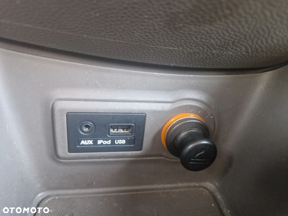 Kia Venga 1.6 M - 13