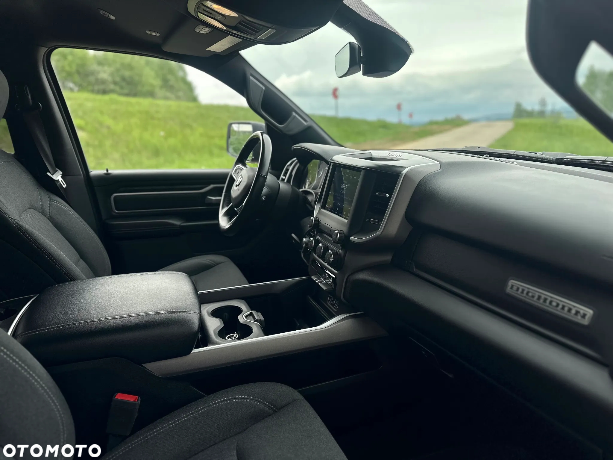 RAM 1500 Crew Cab Shortbed Bighorn - 7