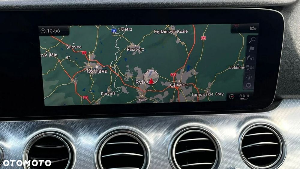 Mercedes-Benz Klasa E 220 d 4-Matic 9G-TRONIC - 32