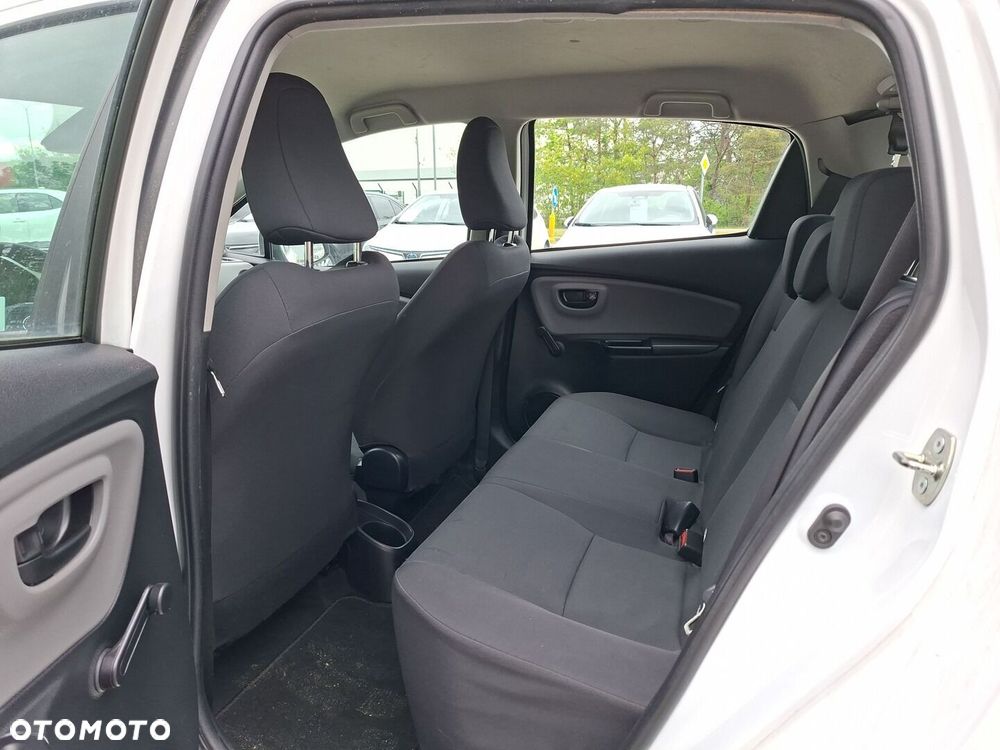 Toyota Yaris - 11