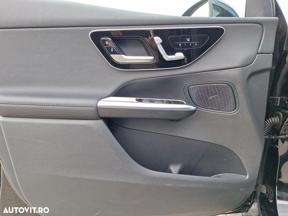 Mercedes-Benz GLC 300 e 4MATIC - 18