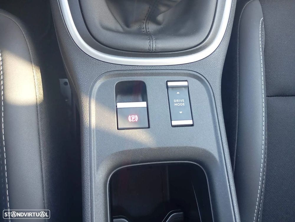 Jeep Avenger 1.2 GSE T3 Altitude - 14